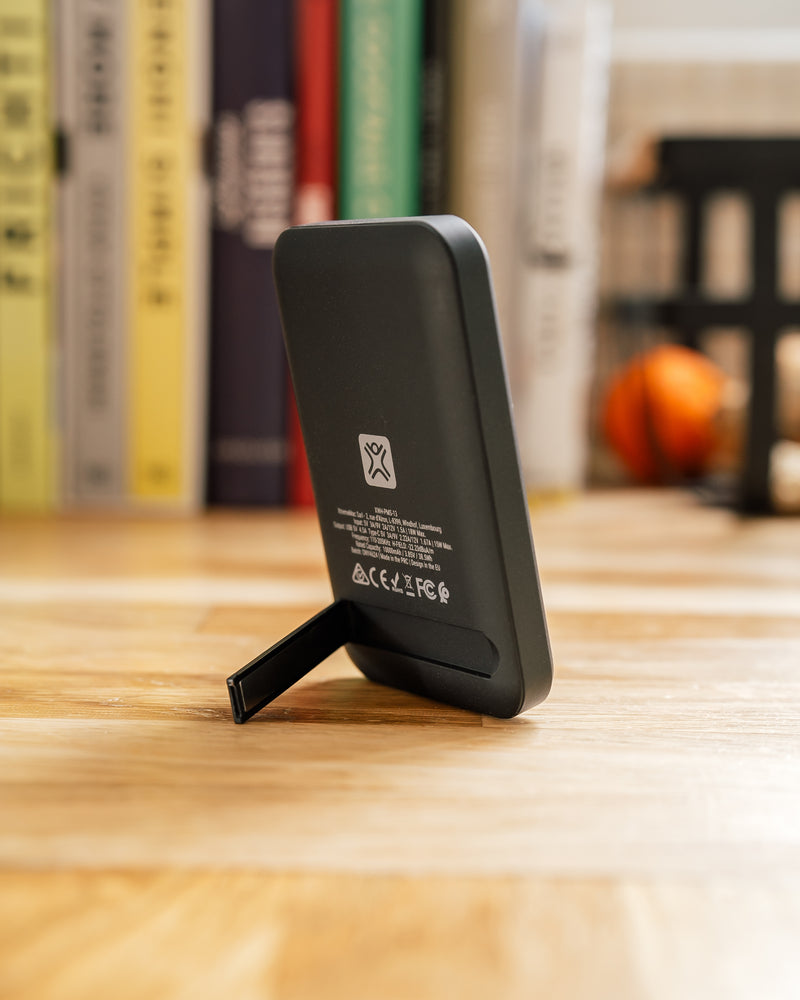 XtremeMac 10,000mAh Magnetic Powerbank | MagSafe Compatible Charger