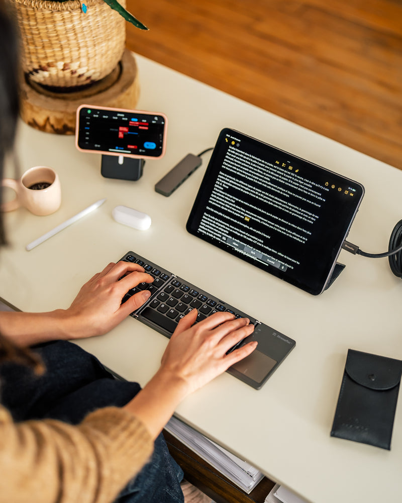 Tastiera da viaggio Bluetooth, pieghevole con touchpad