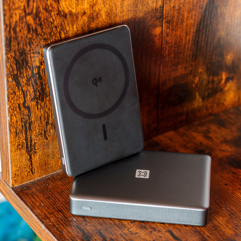 Batería externa ultradelgada Qi2 de 5K y 10K mAh