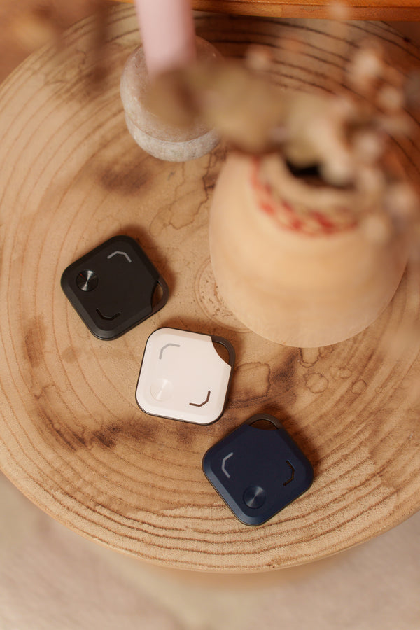 Tracker Dual ANDROID et iOS (Noir / Blanc / Bleu)