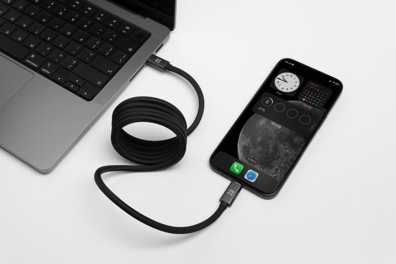 XtremeMac X-Magnet: Cable USB-C Magnético de 1,5 m | Carga Rápida de 240W