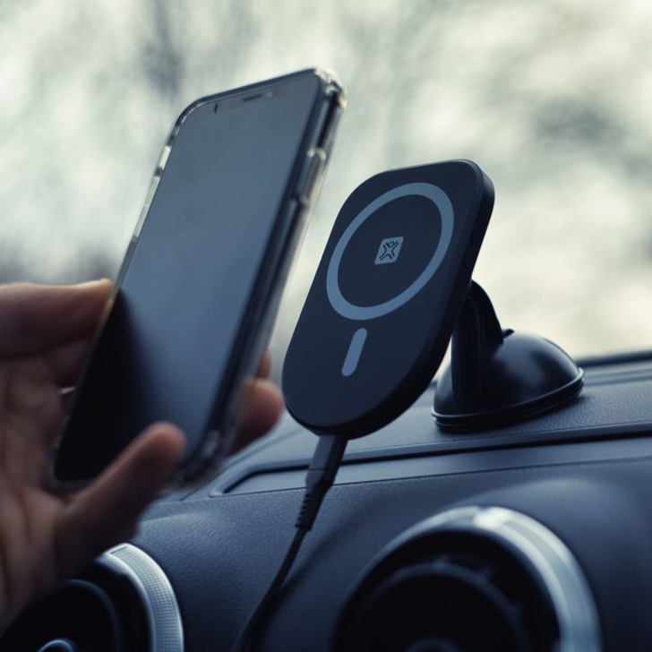 Suction cup mount wireless charger for Iphone