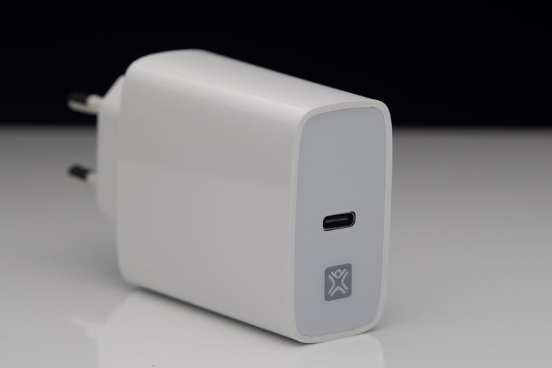 Xtreme Mac 30W power charger